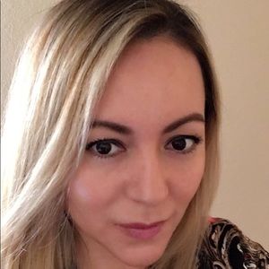 Meet your Posher, Paulina